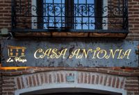 Cartel Casa Antonia-La plaza